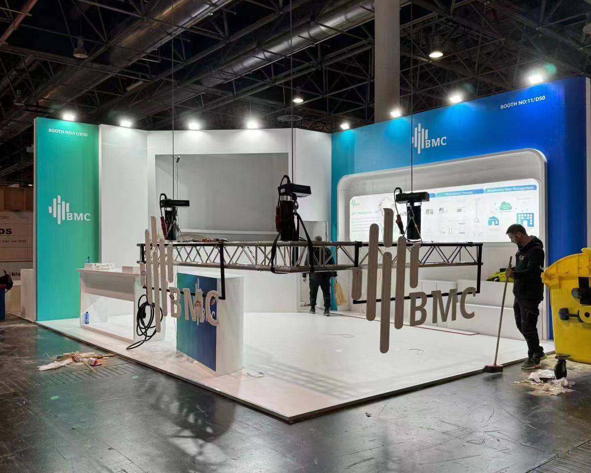 作為睡眠健康解決方案商，怡和嘉業(yè)展位設(shè)計(jì)為觀眾提供想象