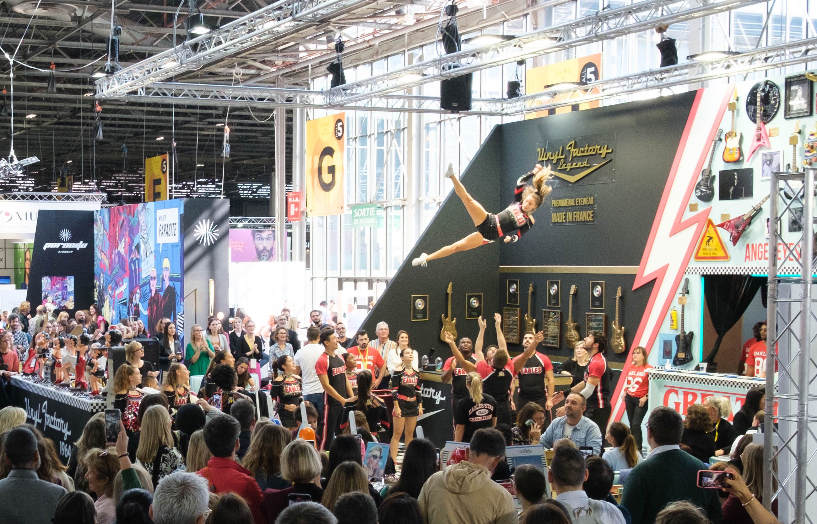 上海展位設(shè)計搭建：舞臺布置關(guān)鍵要素，打造震撼效果