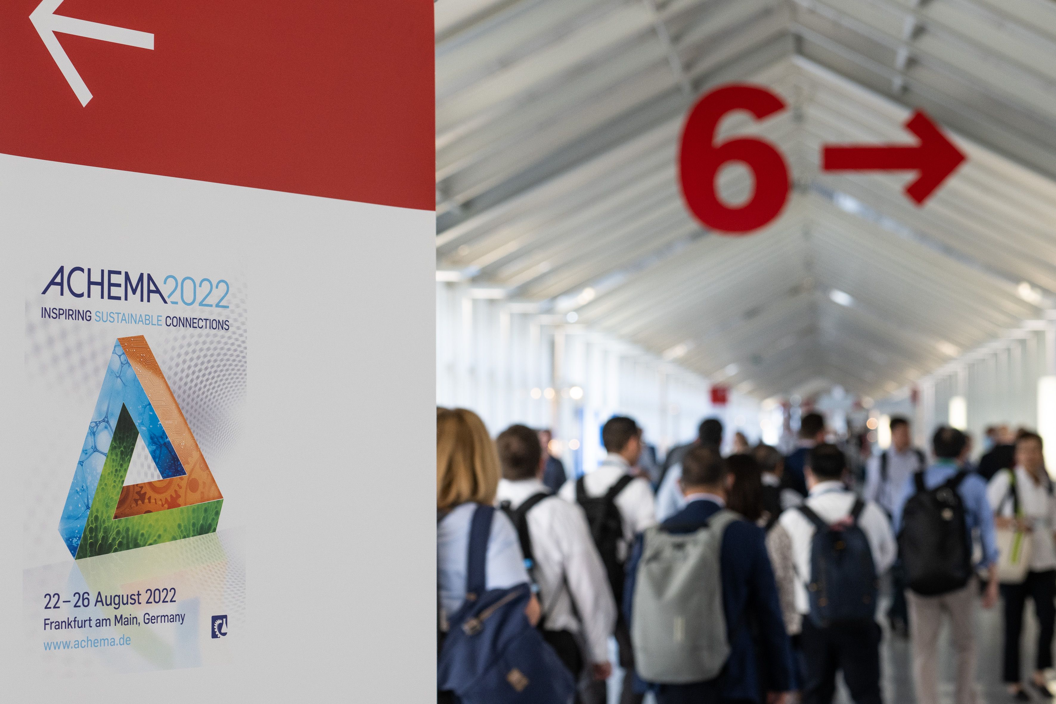 新加坡展臺設(shè)計搭建方案怎么做？